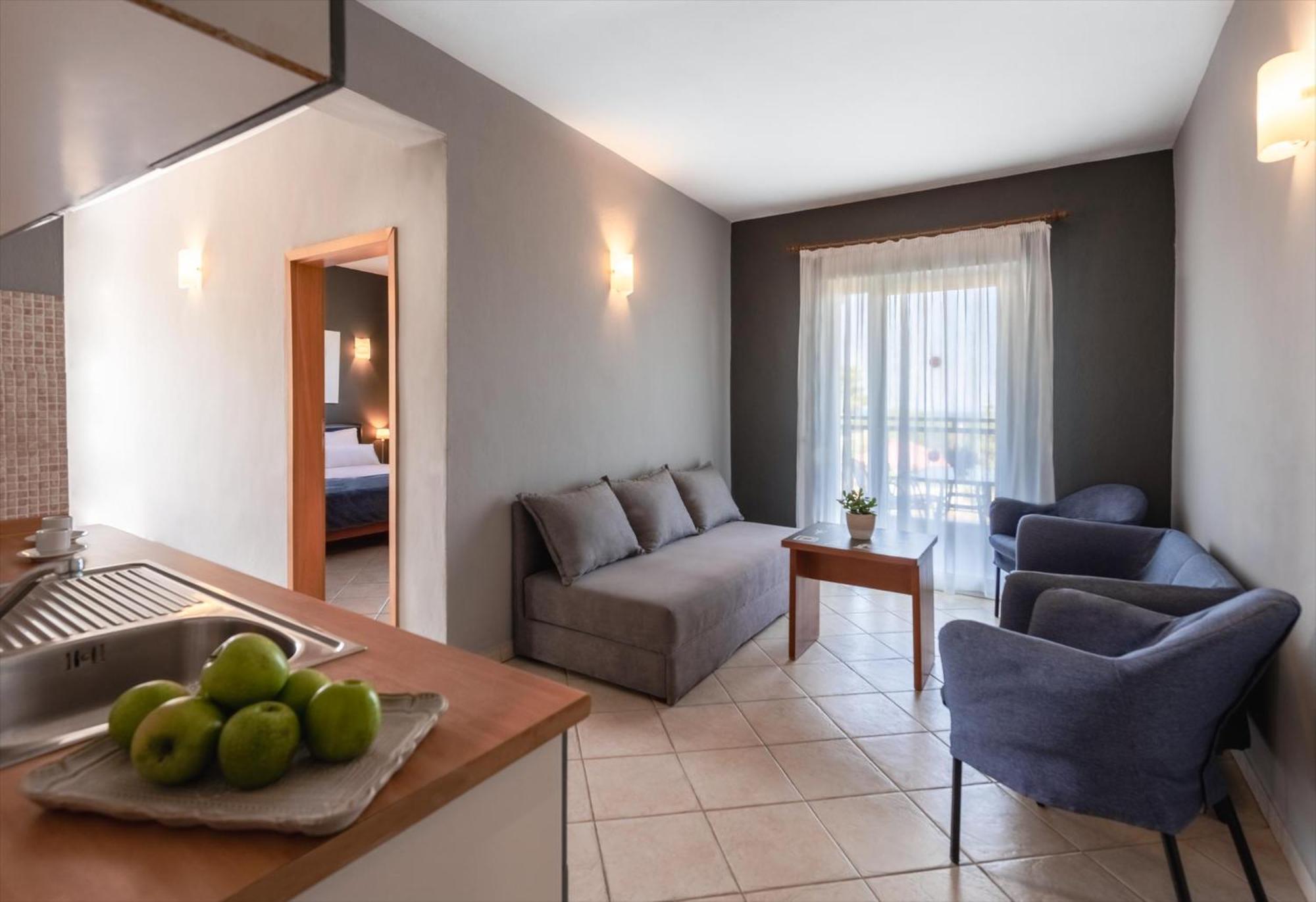 Ampelia Hotel Kassandra 하니오티 외부 사진
