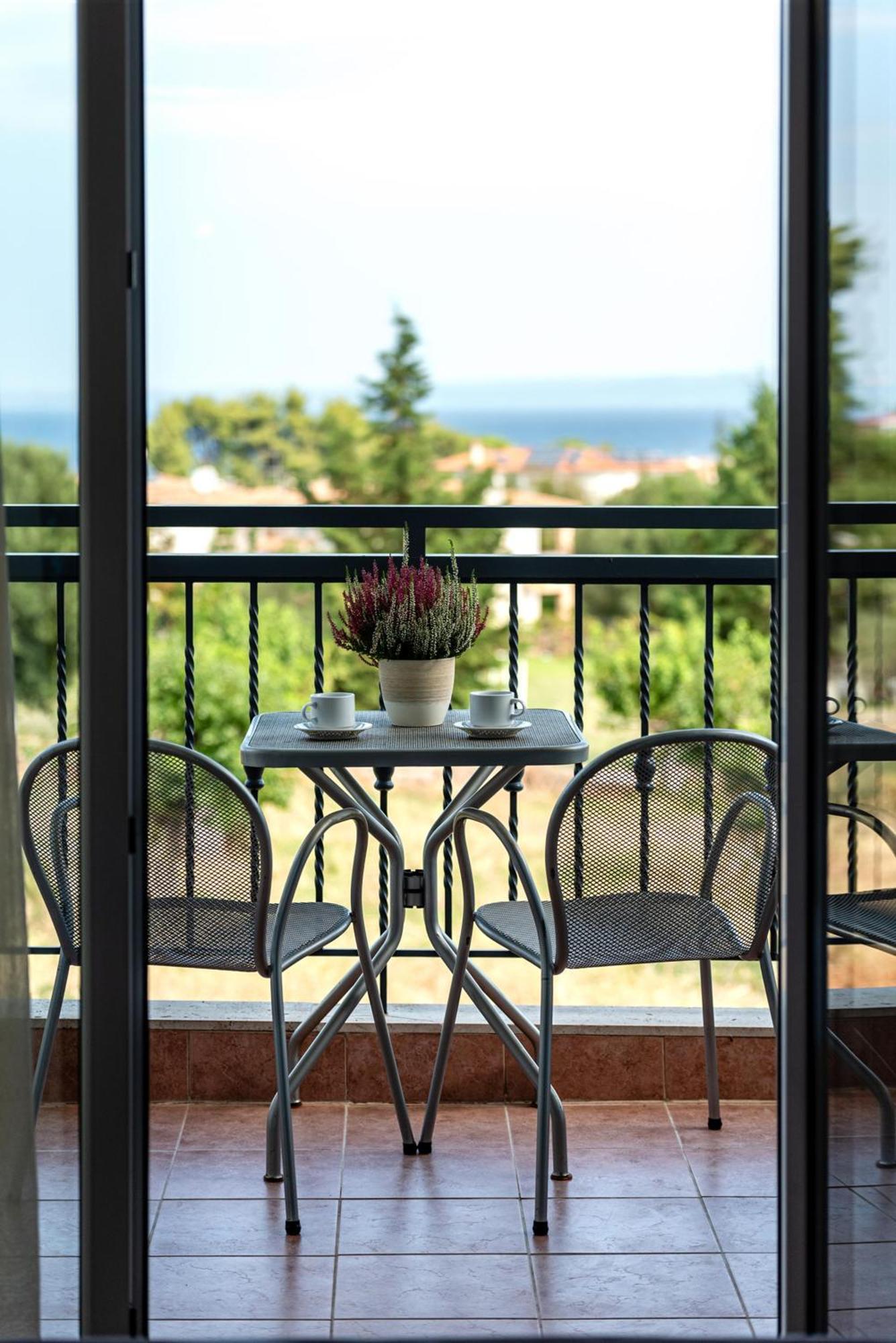 Ampelia Hotel Kassandra 하니오티 외부 사진