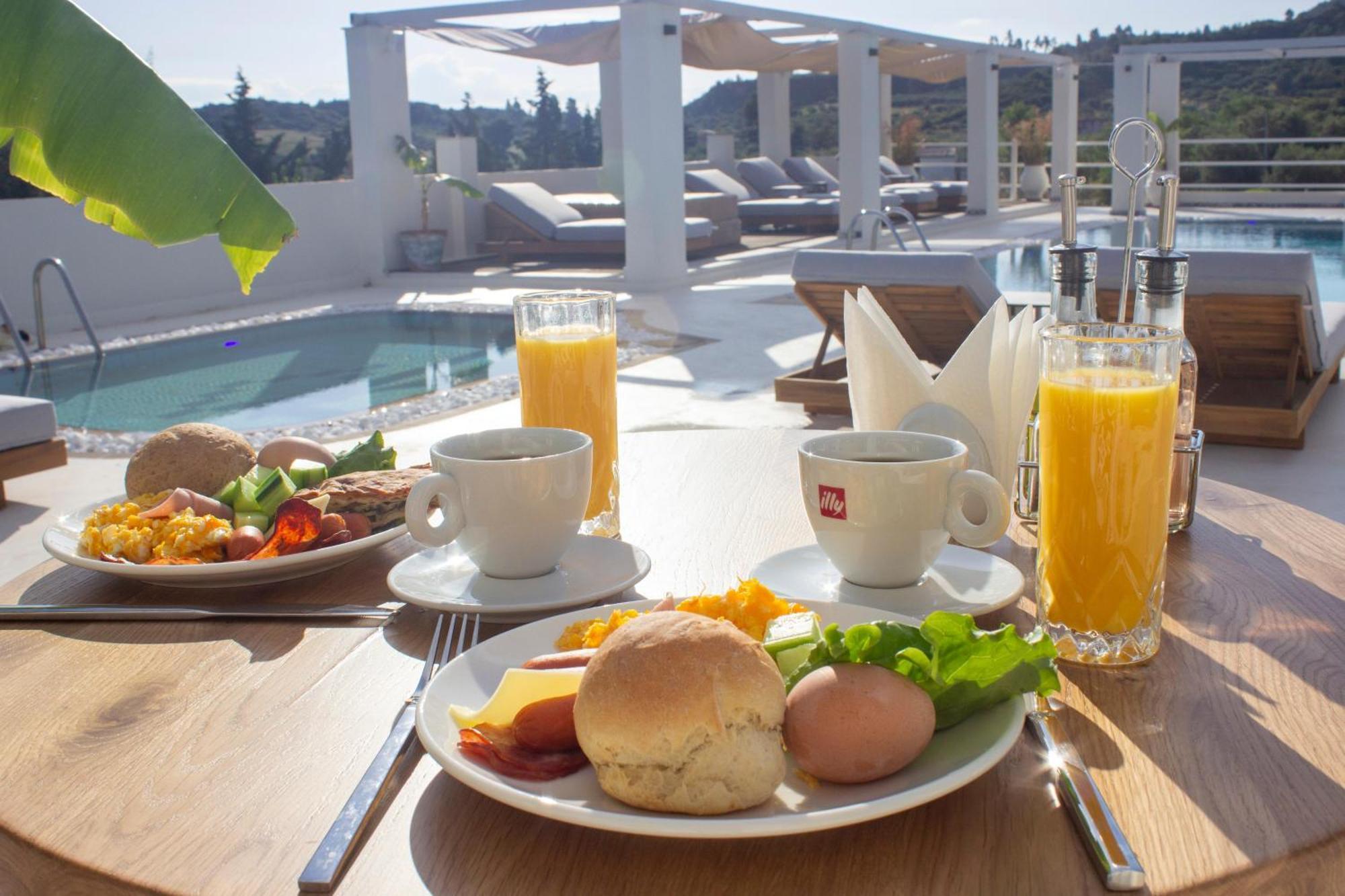 Ampelia Hotel Kassandra 하니오티 외부 사진