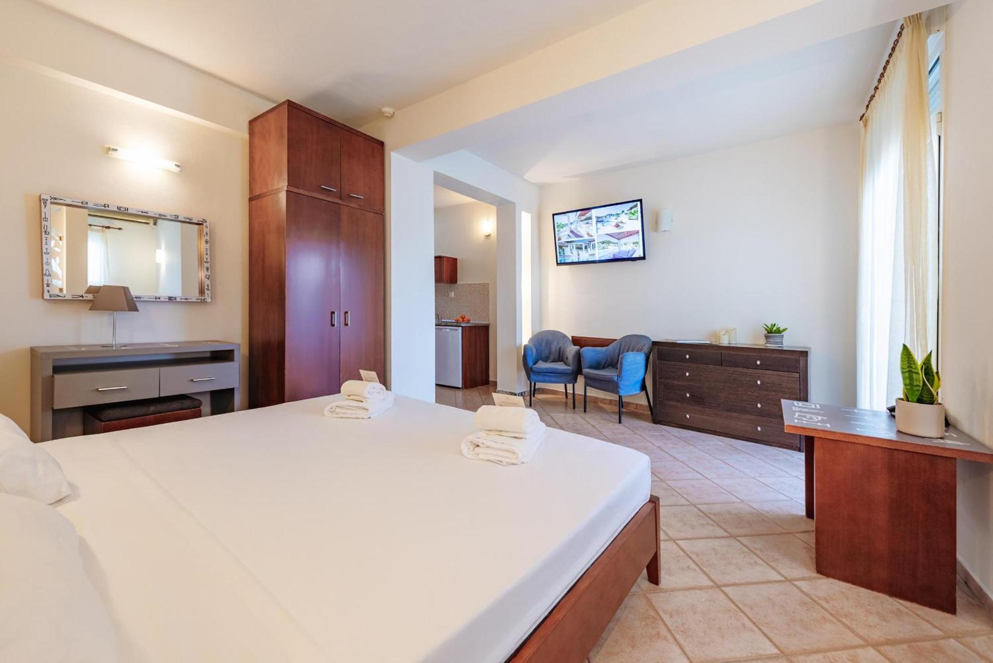 Ampelia Hotel Kassandra 하니오티 외부 사진
